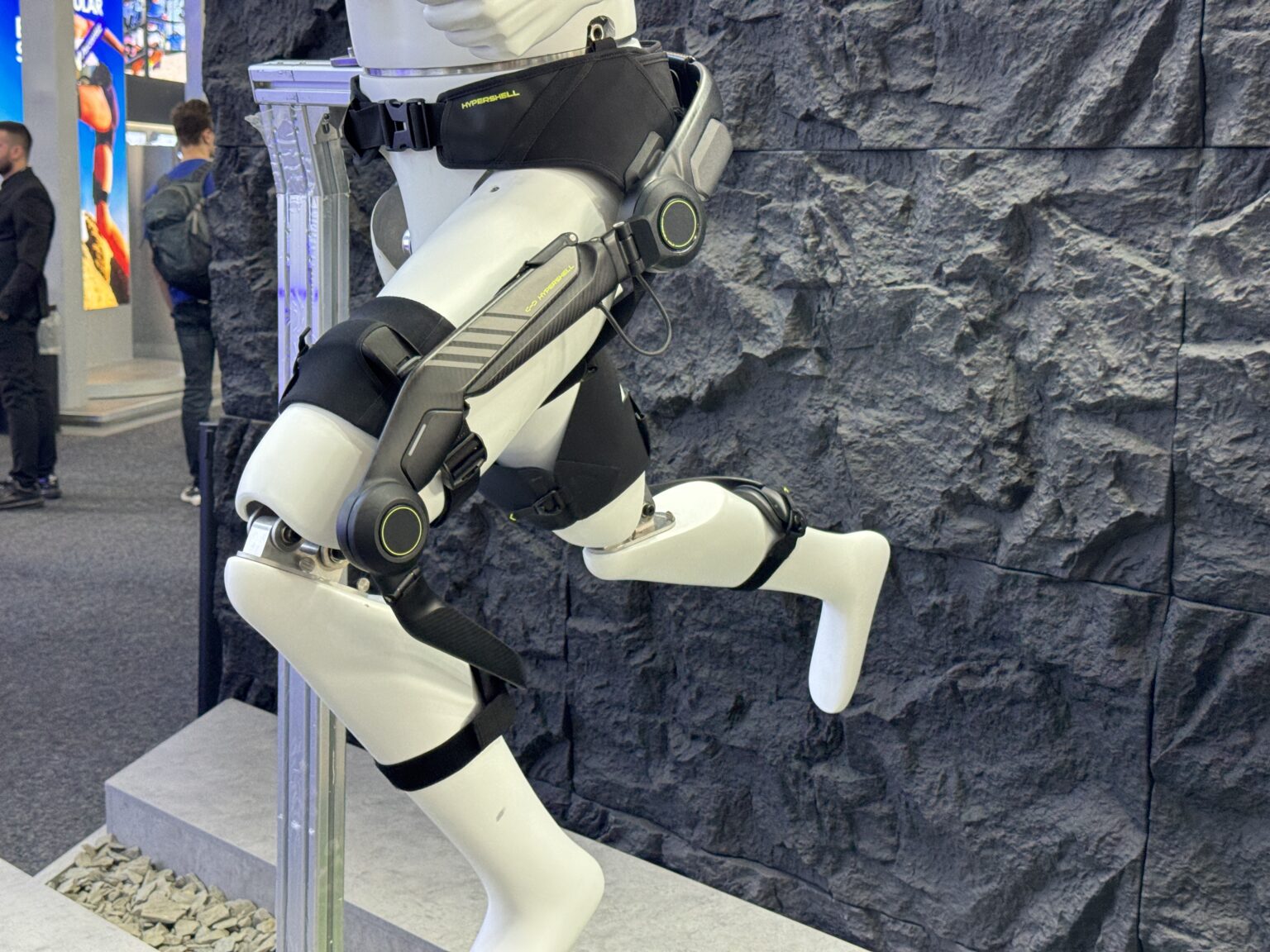 Hypershell’s Halo Full-Leg Exoskeleton Made Me Dream Big About the Hikes I Hope to One Day Attempt