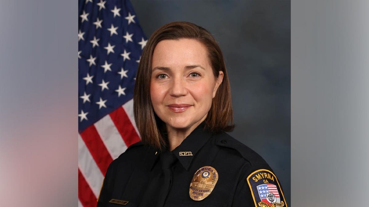 Lieutenant Meredith Holt