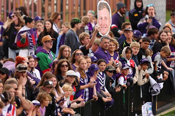 Thousands of fans filled the Cockburn ARC facility to watch training this morning.