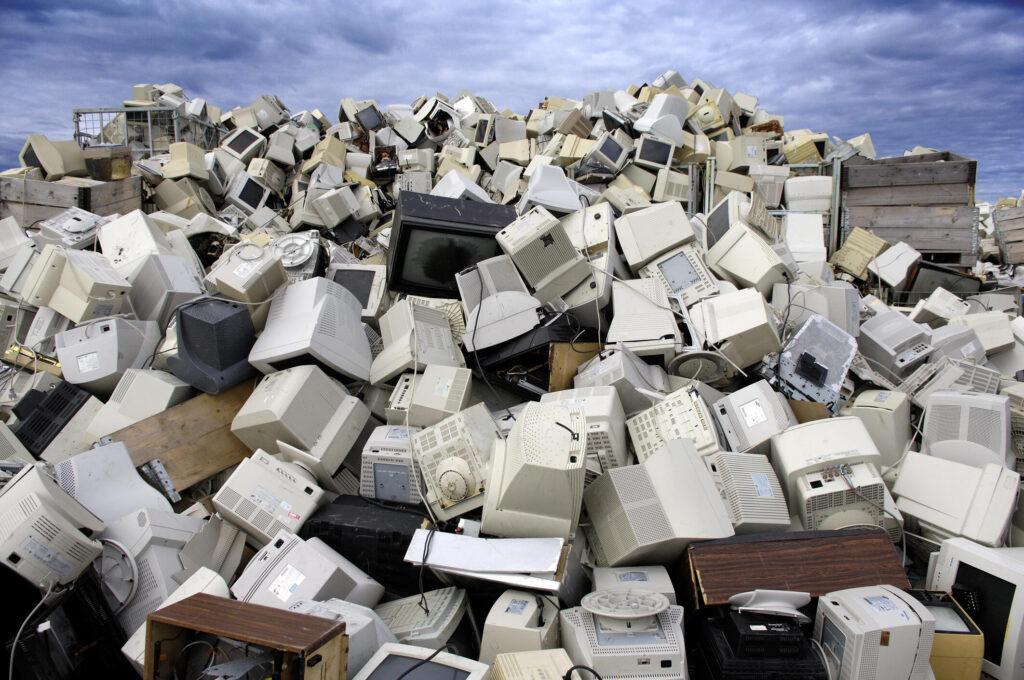 The Simplest Way to Get Rid of Old Laptops, Printers and Computers Without Paying Anything The Simplest Way to Get Rid of Old Laptops, Printers and Computers Without Paying Anything