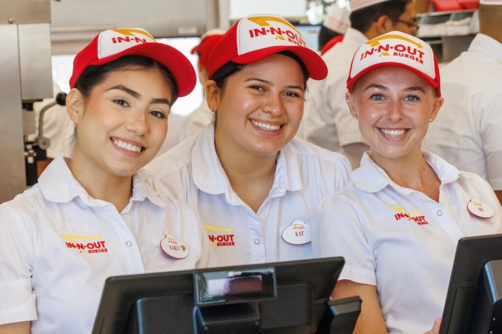 In-N-Out managers are making a fortune as company reveals new six-figure salaries In-N-Out managers are making a fortune as company reveals new six-figure salaries
