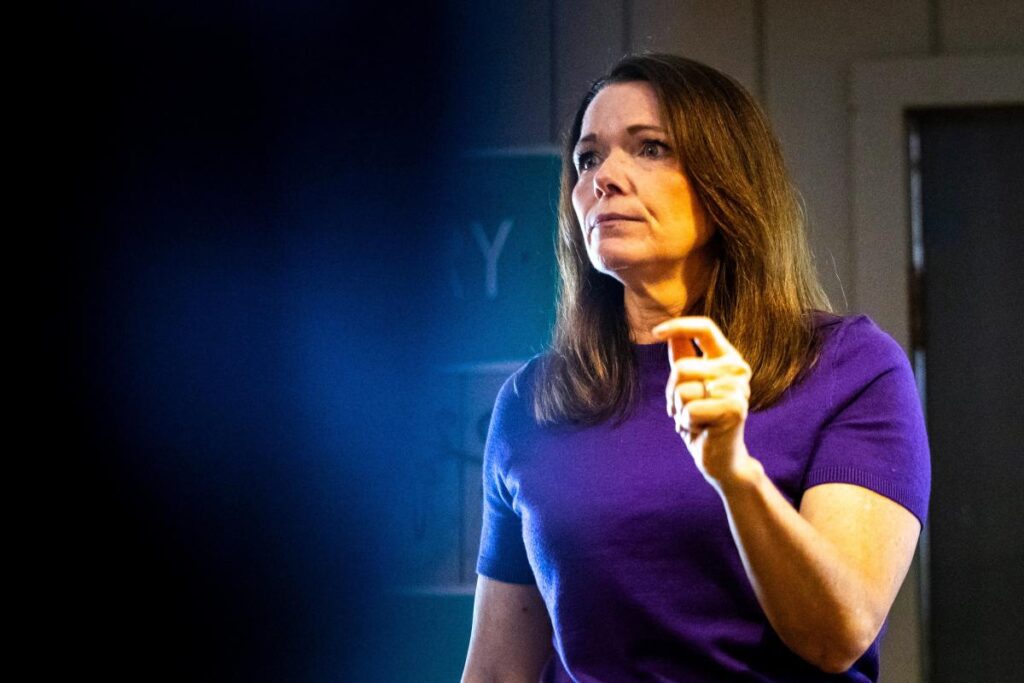 Unearthed clip exposes what ‘DEI Queen’ in razor-thin House race thought of ‘Back the Blue’ law Unearthed clip exposes what ‘DEI Queen’ in razor-thin House race thought of ‘Back the Blue’ law