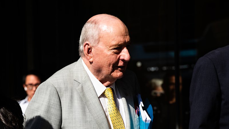 Complainant ‘M’ evidence to resume; former 2GB broadcaster bought flowers for former athlete weekly Complainant ‘M’ evidence to resume; former 2GB broadcaster bought flowers for former athlete weekly