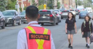 Montreal West parents want crossing guard back at troubled intersection near school
