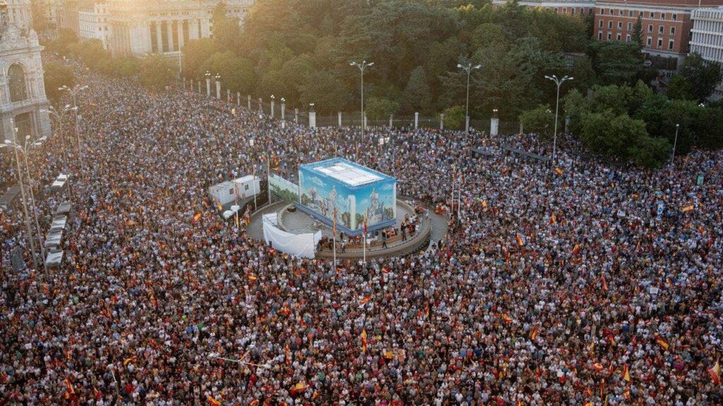 Tens of thousands flood streets to protest Spain border crisis Tens of thousands flood streets to protest Spain border crisis